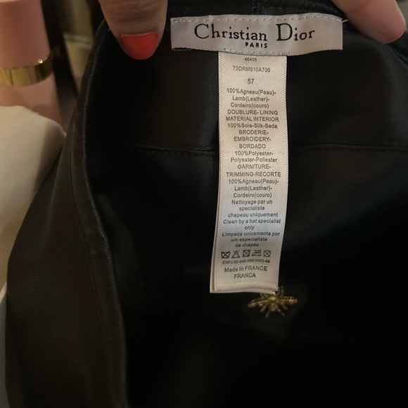 Dior Vintage Lambskin Leather Beret Logo Black Cap w/Dior Bag, Hat Box & Pillow! - Picture 9 of 17